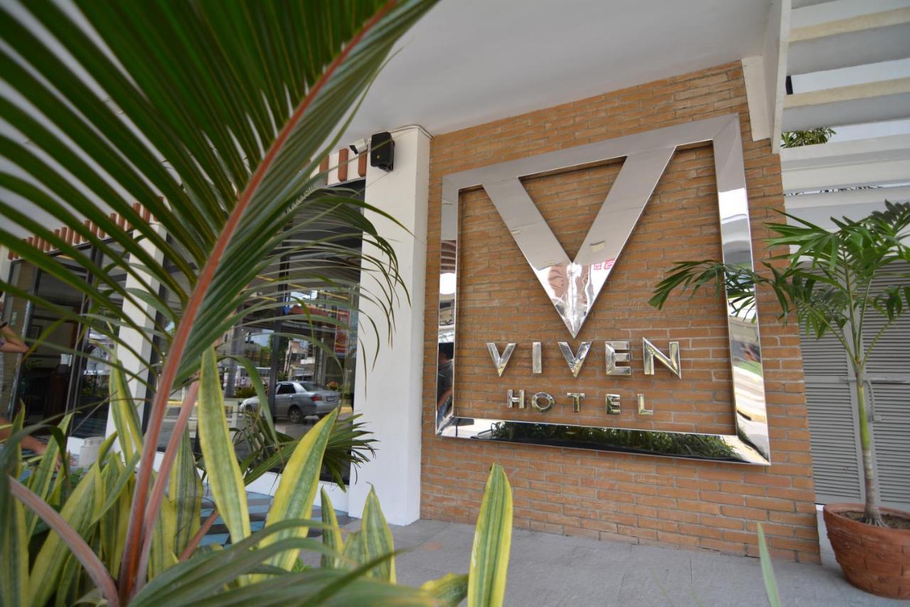 Viven Hotel Laoag Exterior photo